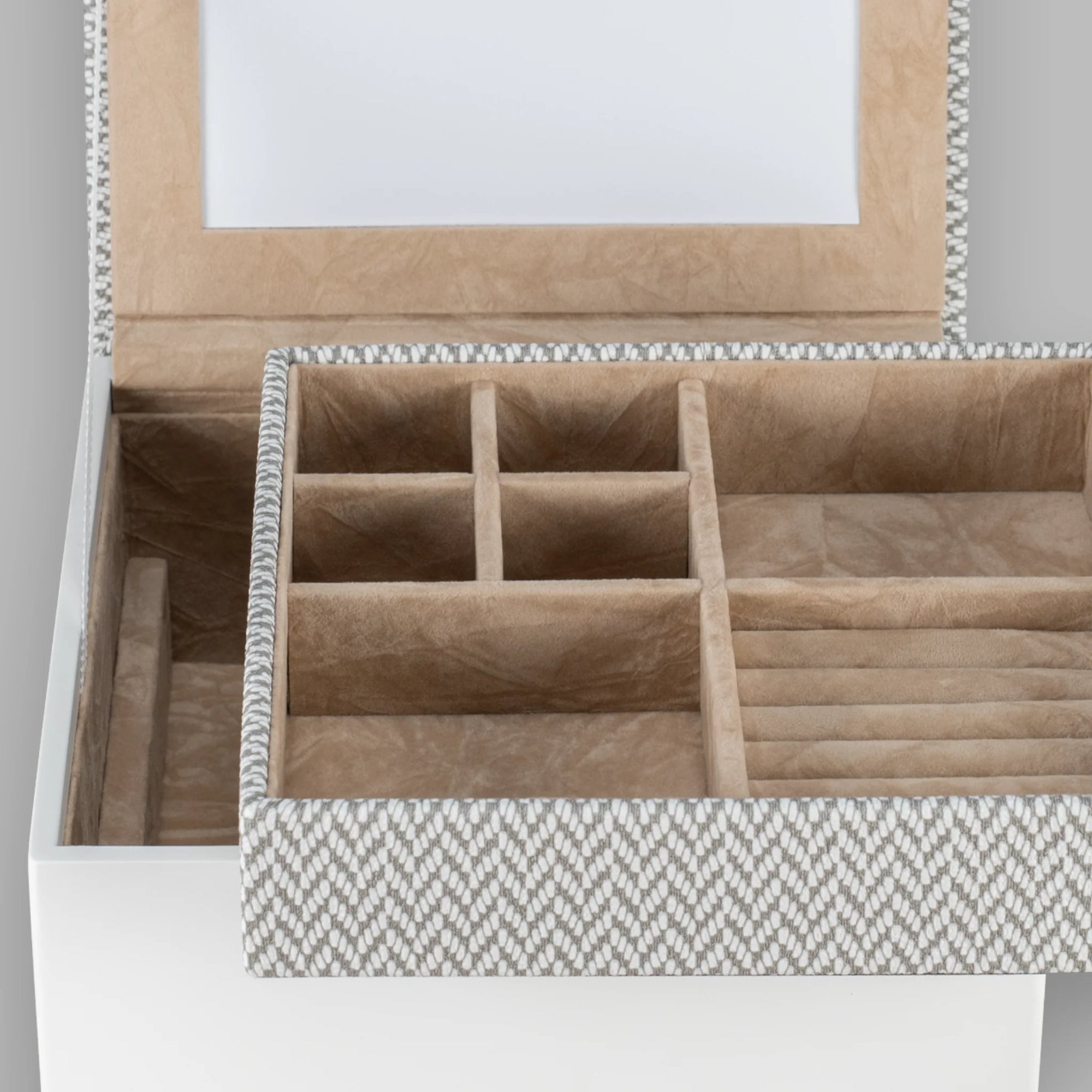 Jewelry box small Calma / white