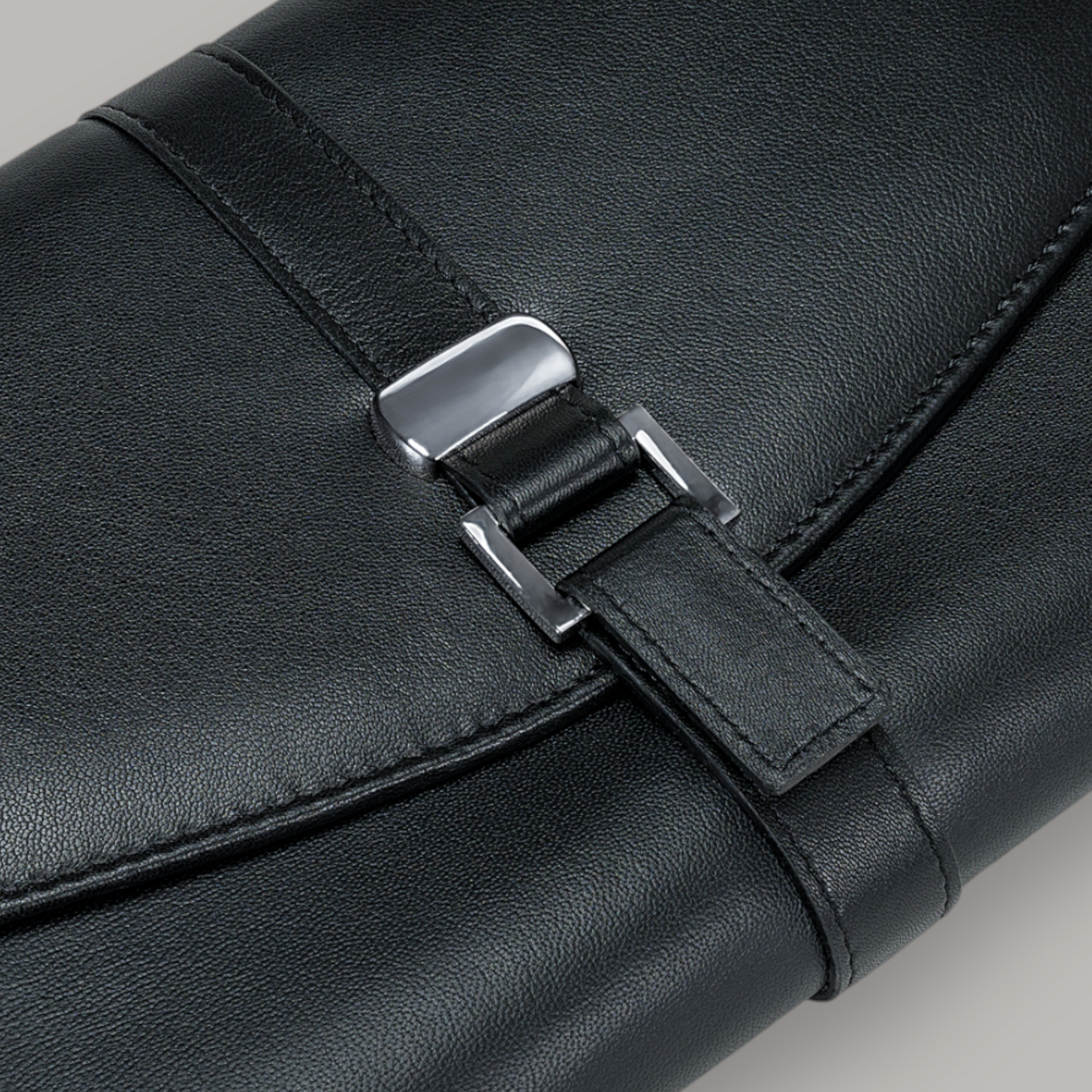 Jewelry bag XL Nappa / black (full cowhide)