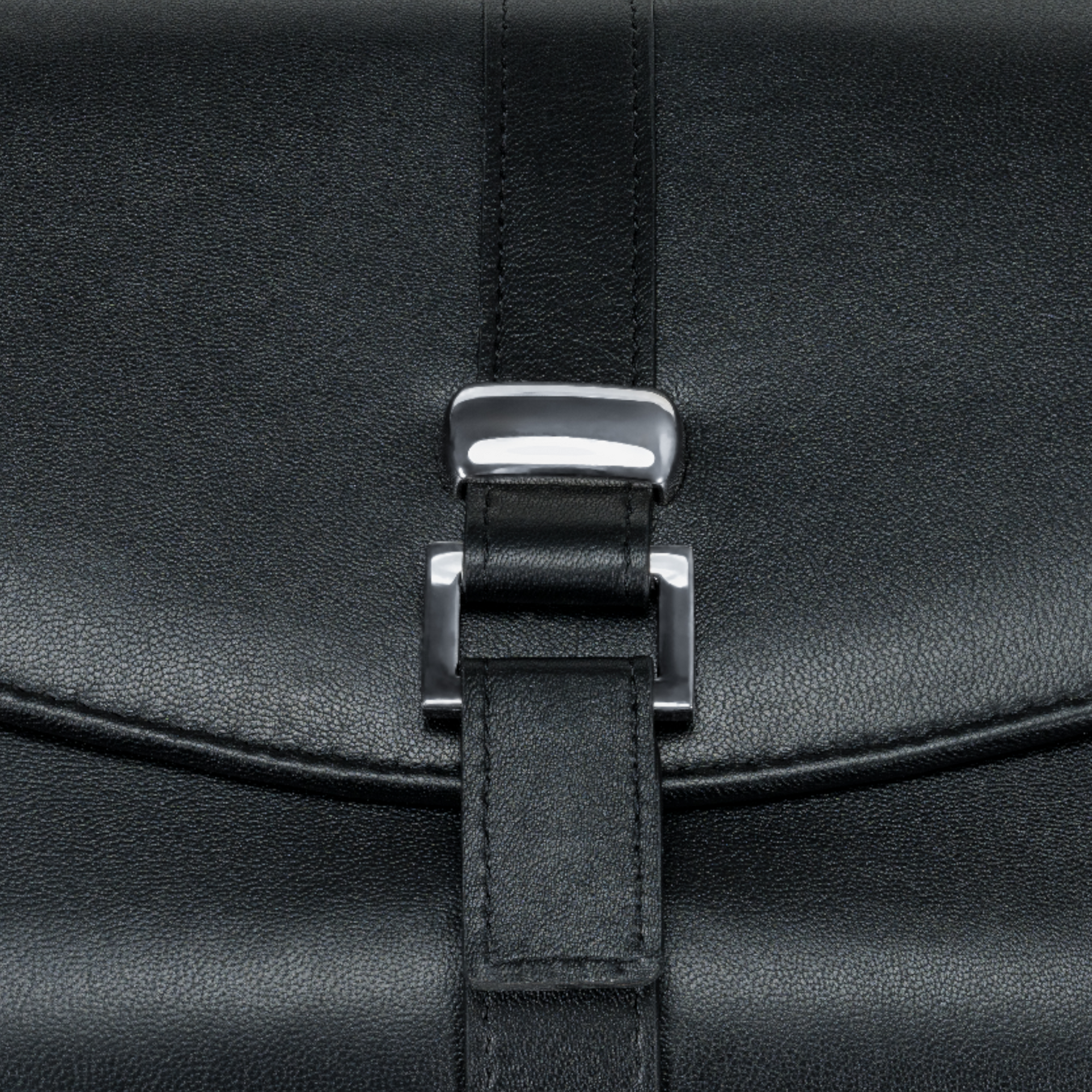 Jewelry bag XL Nappa / black (full cowhide)