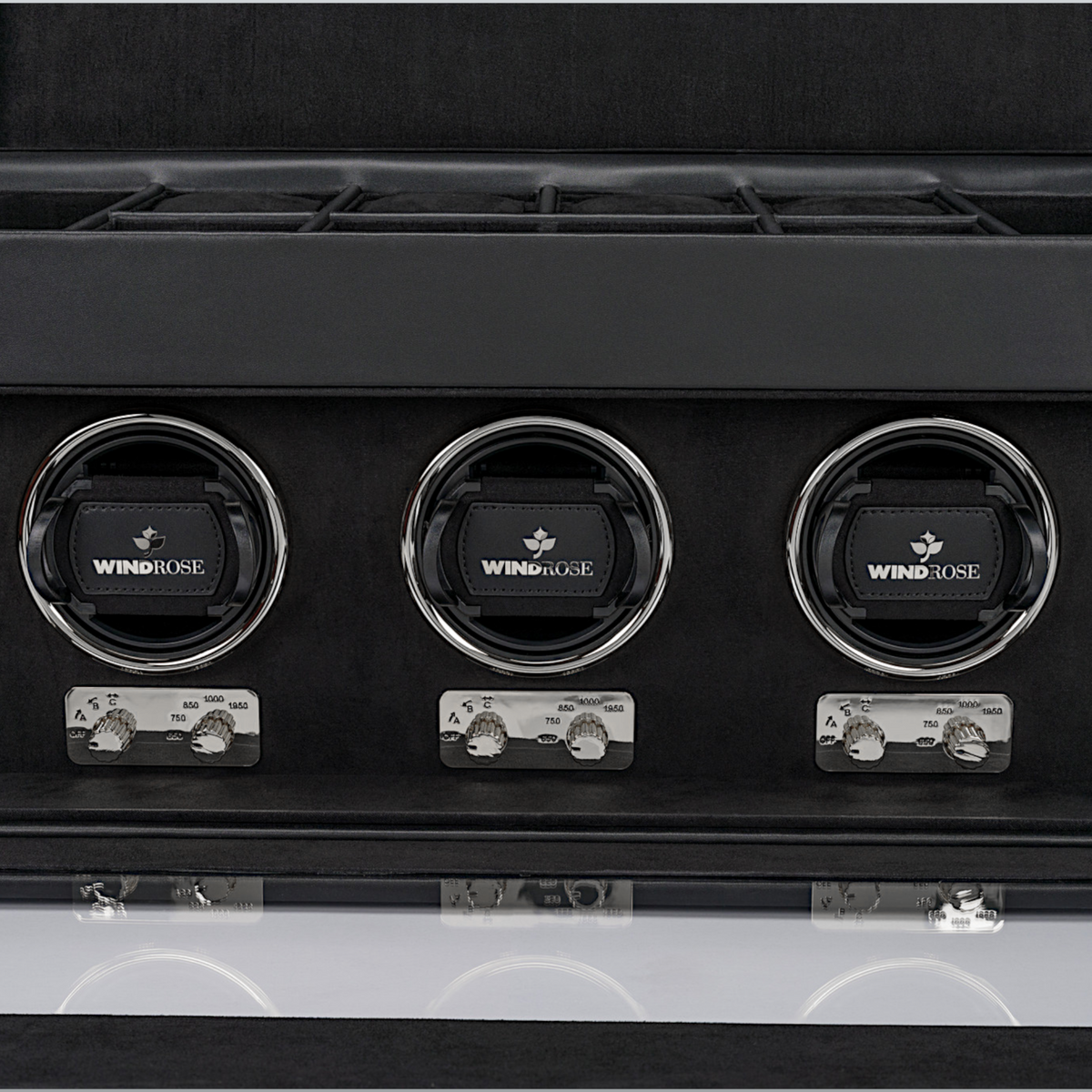 Uhrenbeweger 3 Uhren luxora schwarz-chrom – Detailansicht Uhrenhalter und Bedienfelder